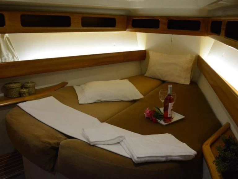 Uthyrning Segelbåt  Bavaria med en båtlicens 