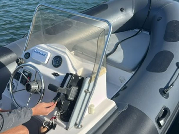 Hyra RIB med eller utan skeppare Sacs Marseillan 