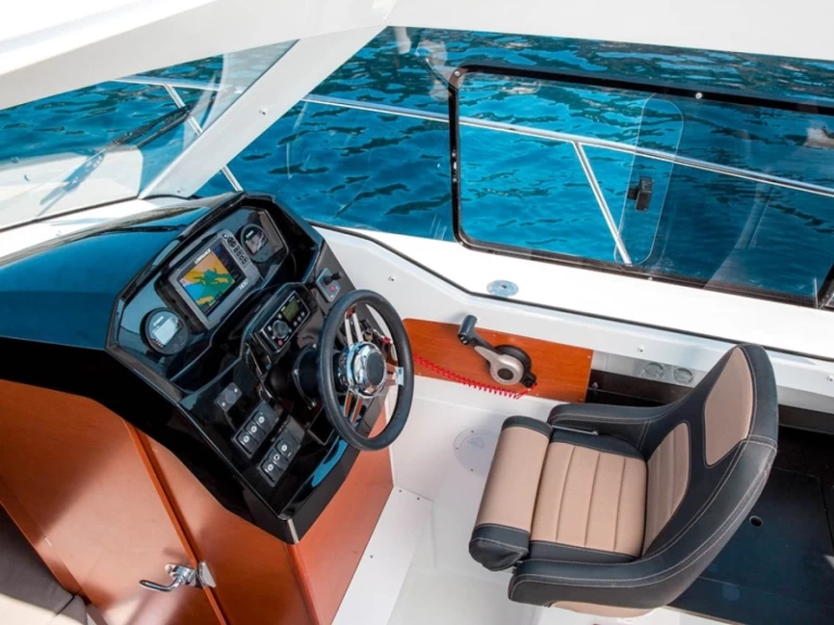 Yacht charter Trogir  billig Merry Fisher 795