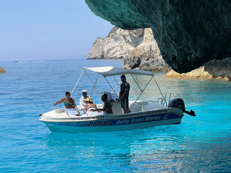 Hyra Motorbåt  med eller utan skeppare Proteus porto vromi 