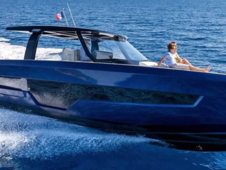 Hyr en Fjord 41XL Marina Botafoch 