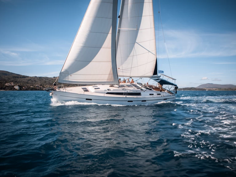 Uthyrning Nikiána - Bavaria Cruiser 51 av Samboat 