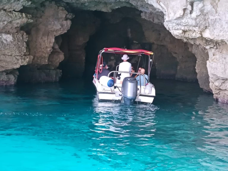 Uthyrning Motorbåt  i Cospicua - Yamaha Yamaha VX