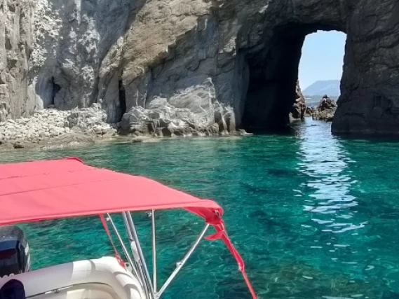 Hyr en Bsc BSC 65 Milazzo 