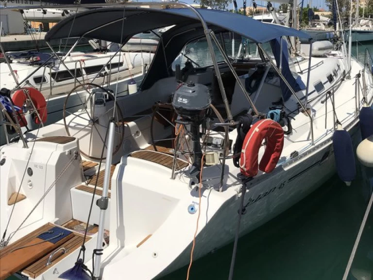 Hyr en Elan Elan 45 Vlycho 