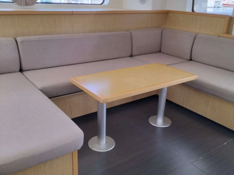 Lyx yacht för uthyrning Phuket (City) till det bästa priset 