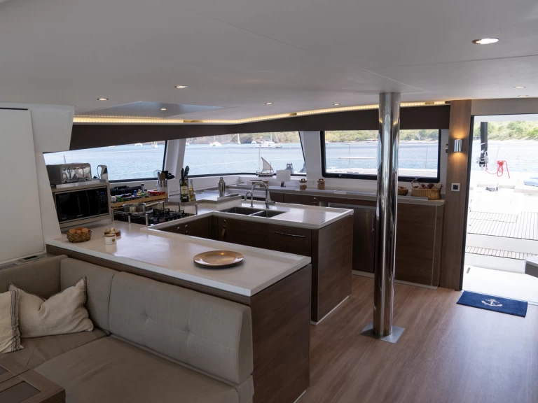 Hyr en Bali Bali 5.4 Sitges 