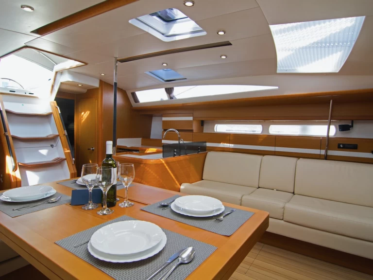 Yacht charter Komolac billig Jeanneau 53