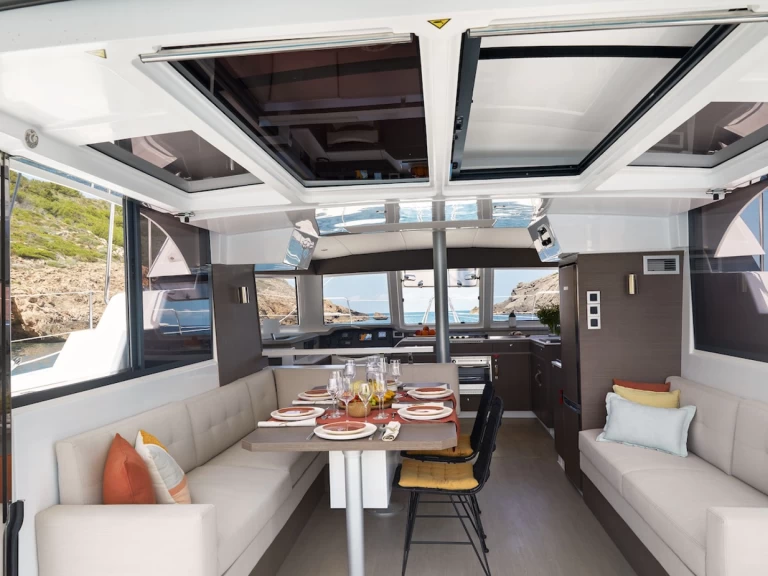 Uthyrning Katamaran  Bali med en båtlicens 