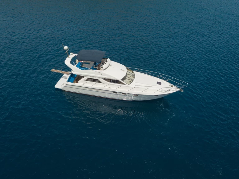 Uthyrning Glyfada - Azimut Azimut 47 av Samboat 