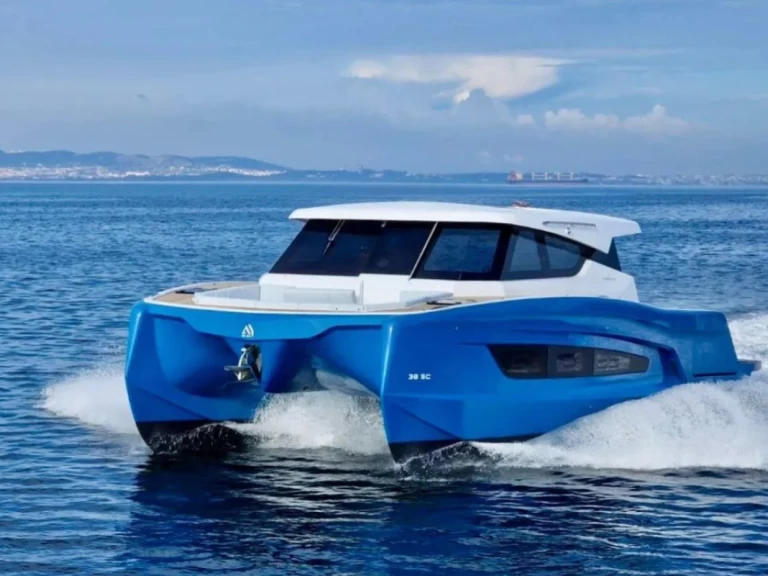 Aventura Aventura 38 SC charter bareboat eller skeppad i Cogolin