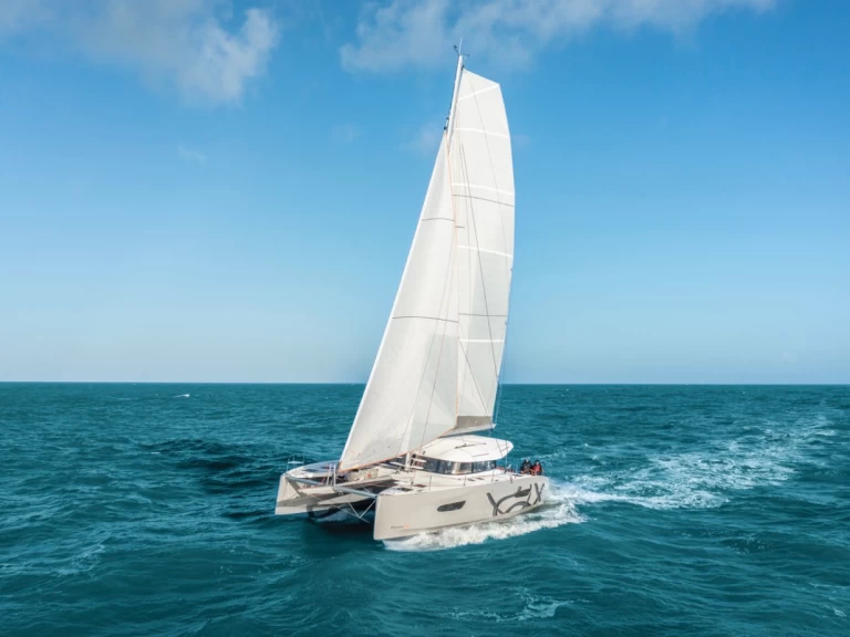 Excess Excess 14 charter bareboat eller skeppad i Santa Maria di Leuca