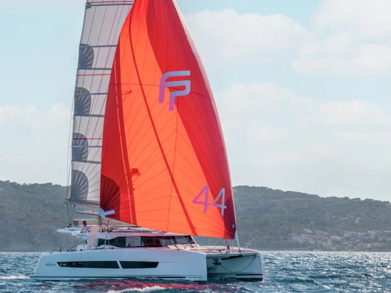 Fountaine Pajot Fountaine Pajot FP 44 Quatuor - 4 + 2 cab. charter bareboat eller skeppad i Nassau