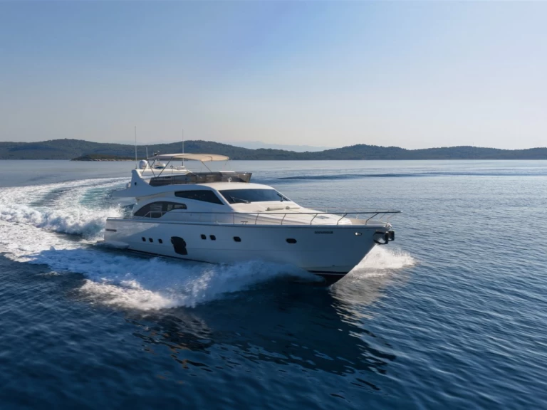 Båtuthyrning Ferretti Ferretti Yachts 681 i Split  på Samboat 