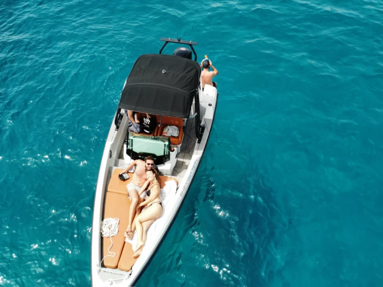 Saxdor Saxdor 200  charter bareboat eller skeppad i Puerto deportivo Marina Rubicon